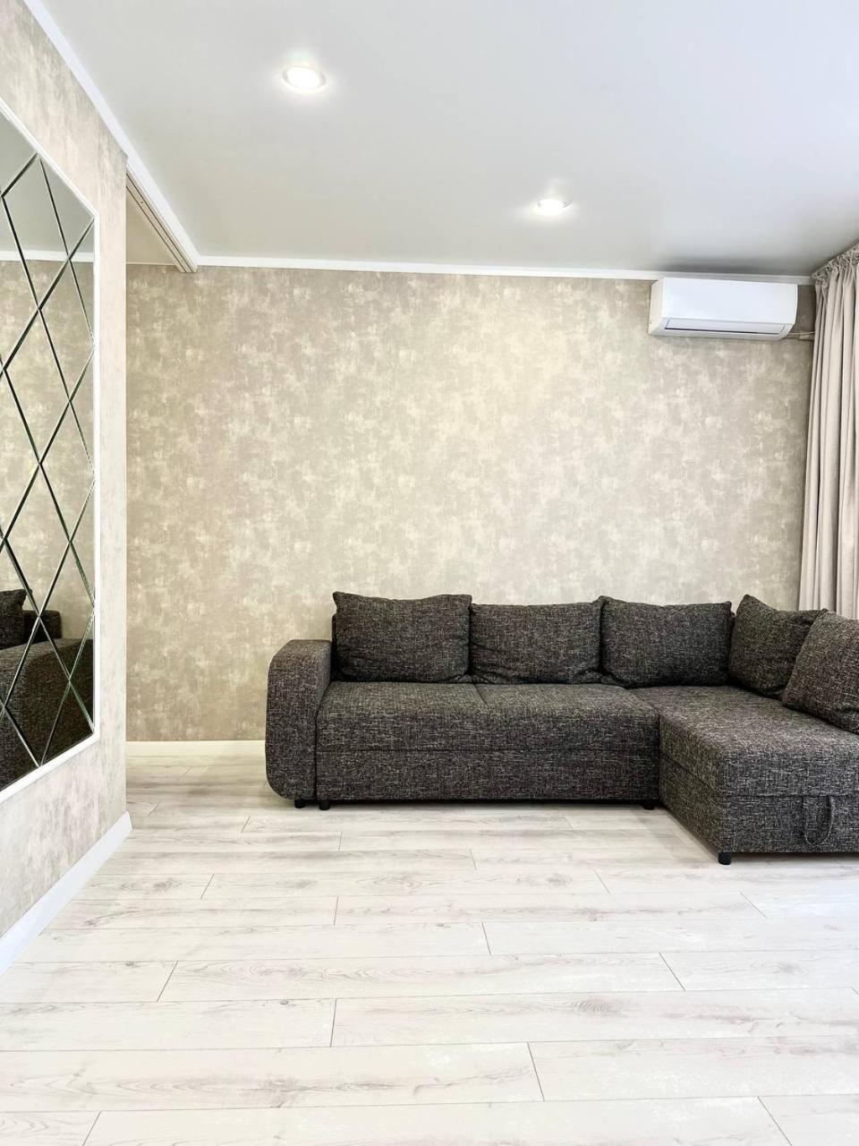 Seven City Apartments เซเมย์ ภายนอก รูปภาพ